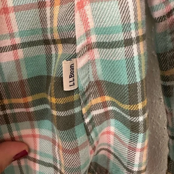 L.L Bean flannel shirt XS - Picture 3 of 9